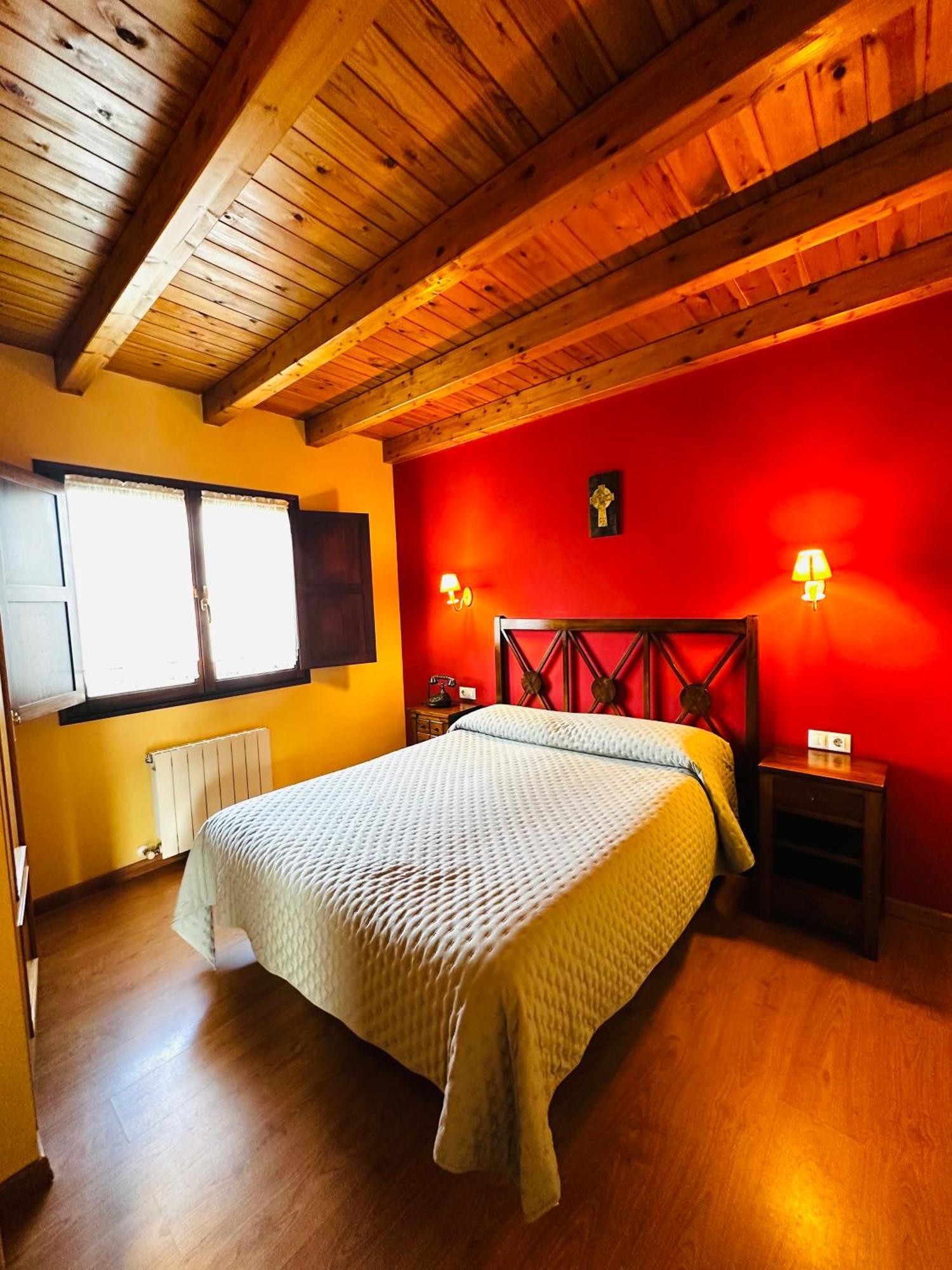Apartamentos Rurales La Carbayala Oviñana Exterior foto